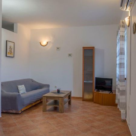 Apartmani Lana Скрадин Екстериор снимка