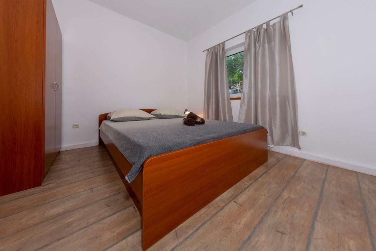 Apartmani Lana Скрадин Екстериор снимка